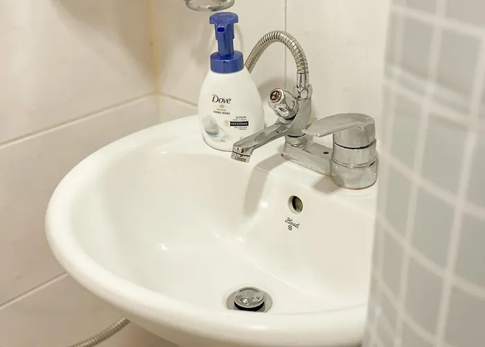 31hongdae Station Area, Yeonnam, Hongdae Street, 15 Minutes From Itaewon, Single Accommodation, Fully Furnished Seoul
