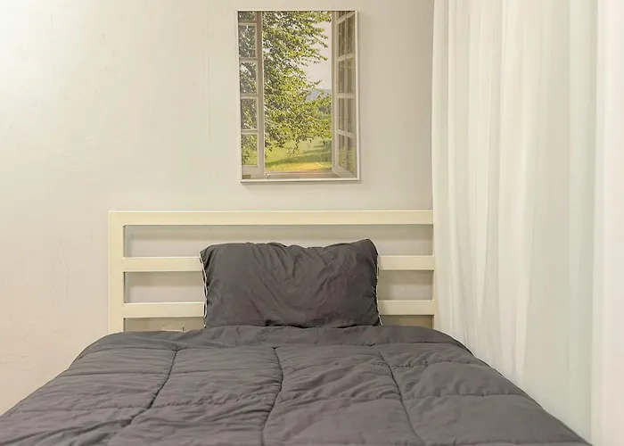 31hongdae Station Area, Yeonnam, Hongdae Street, 15 Minutes From Itaewon, Single Accommodation, Fully Furnished Apartment *